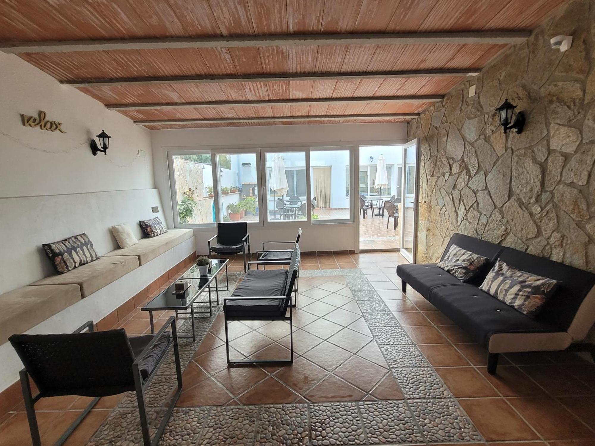 La Llar De Laura Guest House El Poblenou del Delta Exterior photo