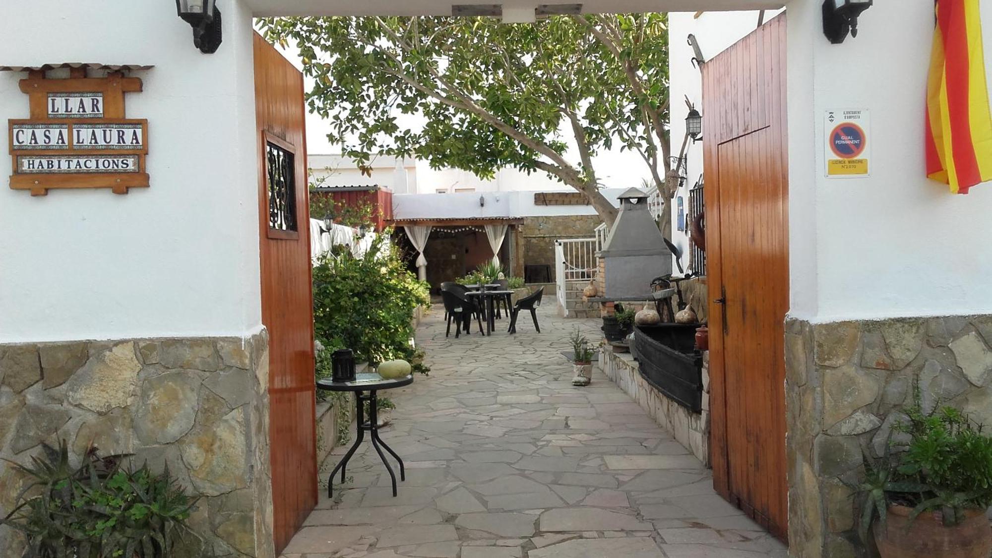 La Llar De Laura Guest House El Poblenou del Delta Exterior photo