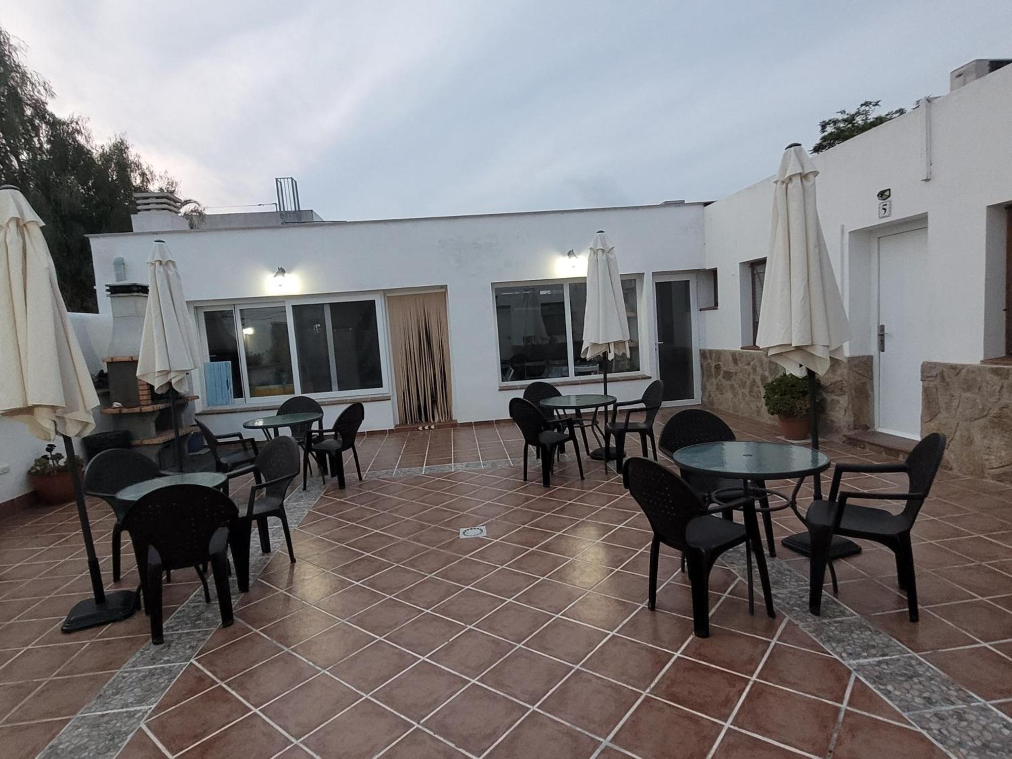 La Llar De Laura Guest House El Poblenou del Delta Exterior photo